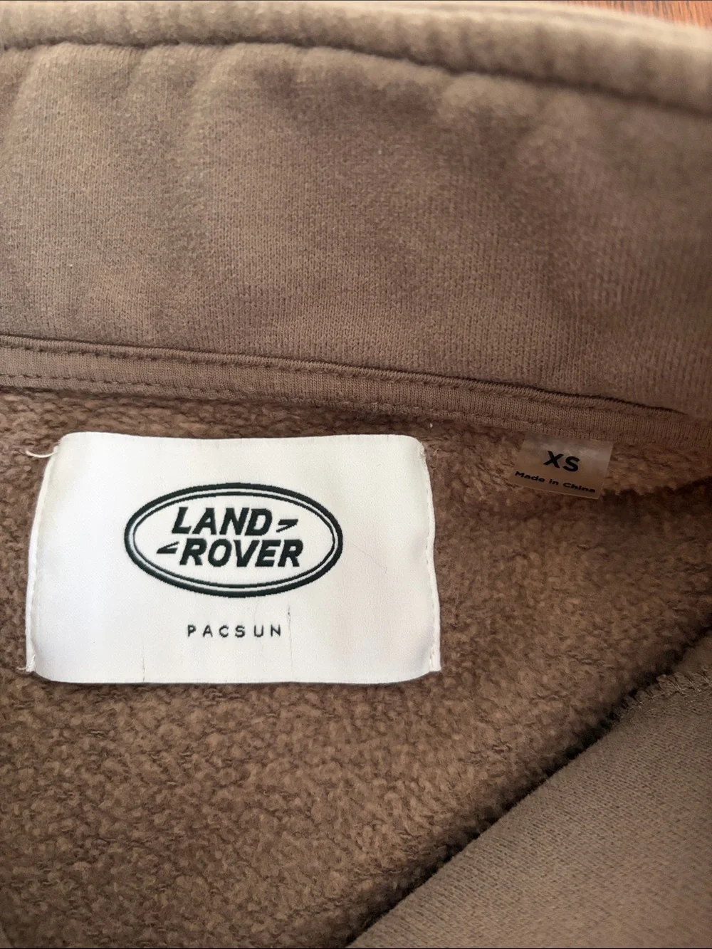 Land Rover pacsun Quarter-Zip cropped Pullover Sweatshirt in Taupe brown XS - Picture 4 of 7